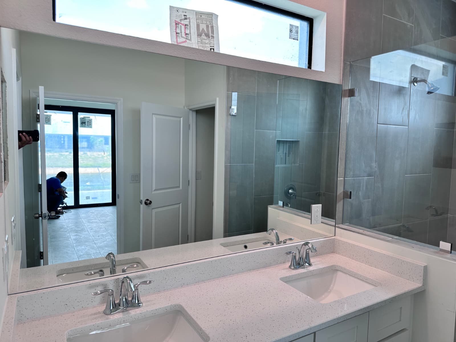 Mirrors service by Installations y Assemble by Gamboa LLC